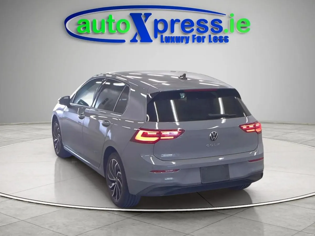 Volkswagen Golf 2.0 TDI ACTIVE, Low mileage, Rever - Image 3