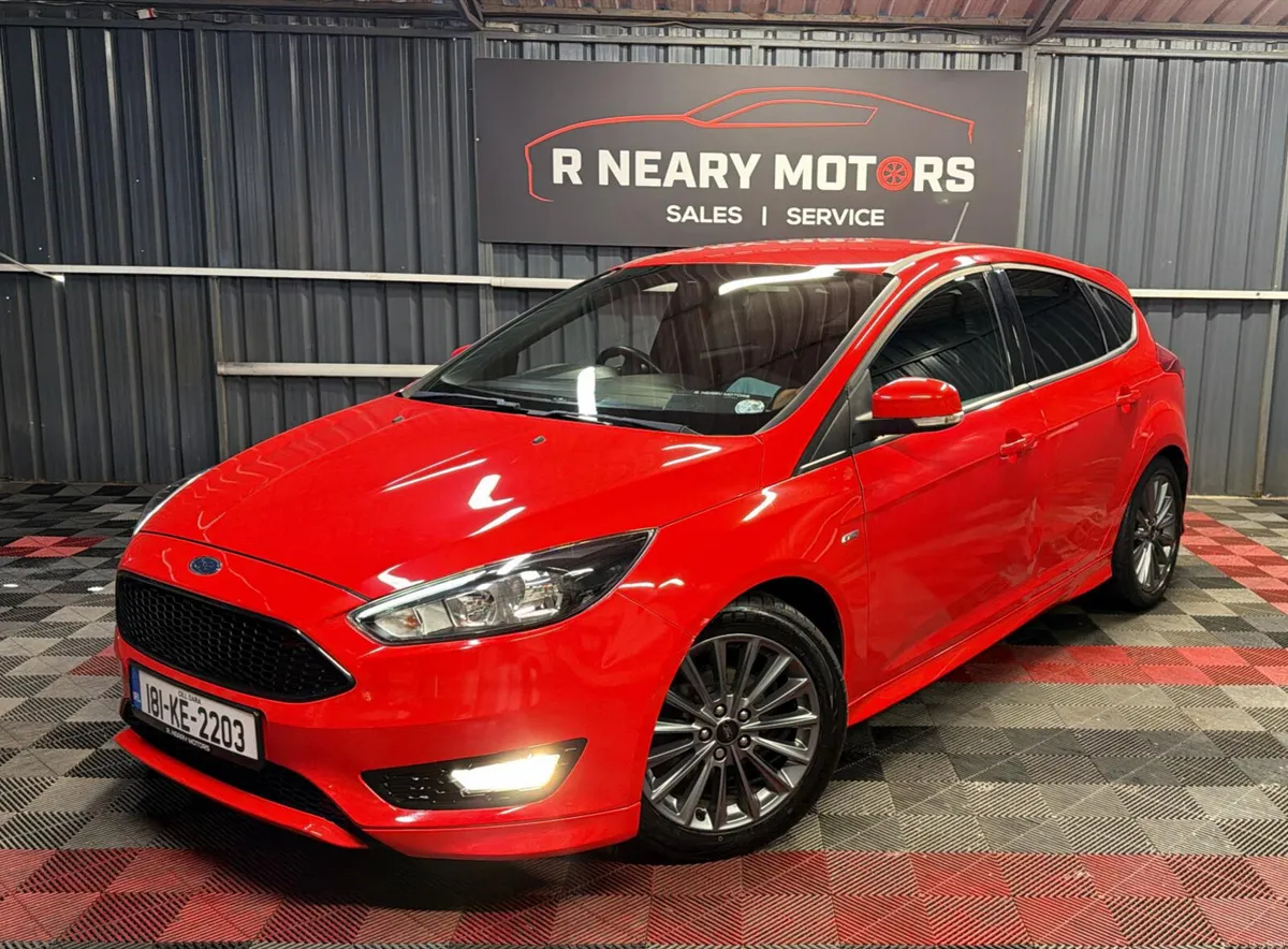 2018 Ford Focus 1.0 Petrol Manual ST-Line 86Kms - Image 2