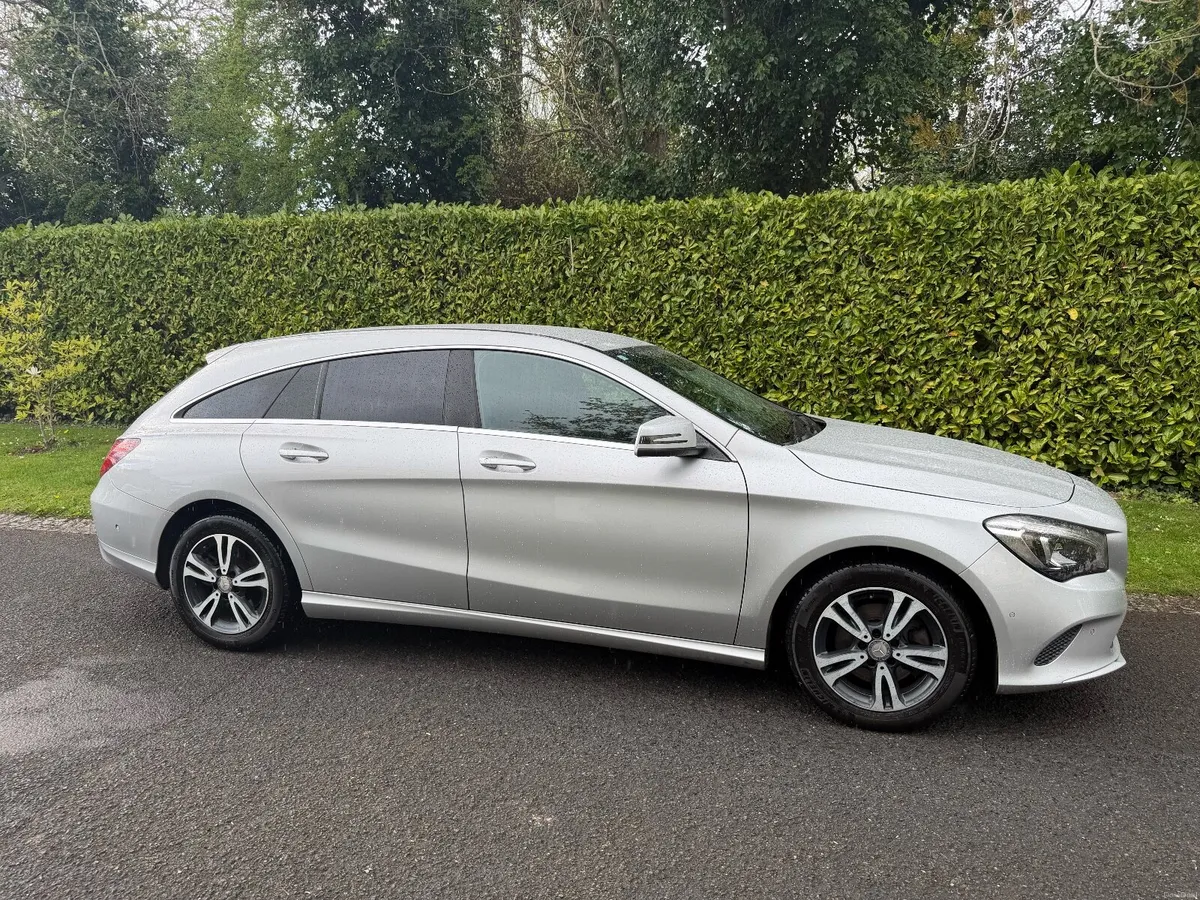2017 Mercedes-Benz CLA Shooting Brake AMG - Auto - Image 2