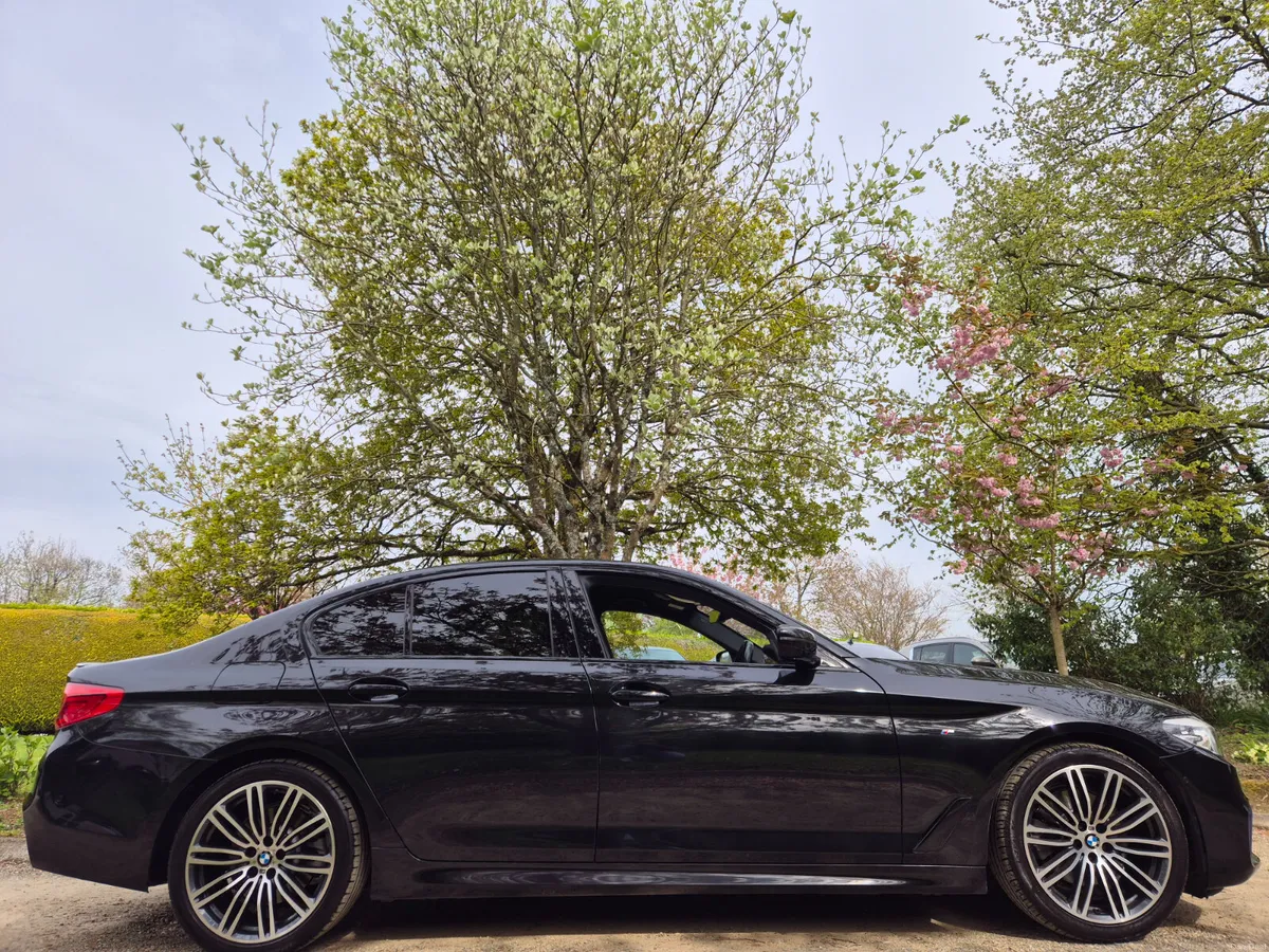 192'BMW 520D M-SPORT PLUS - Fully loaded! - Image 2