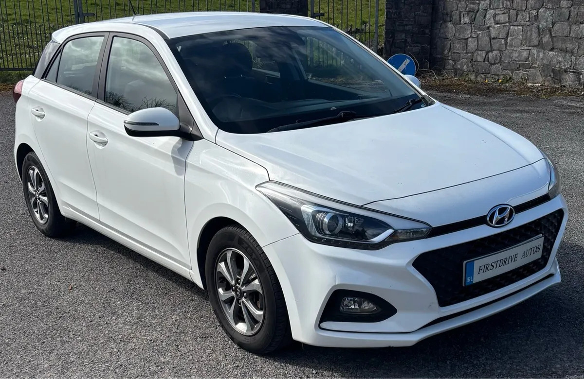 Hyundai I20 - Image 2
