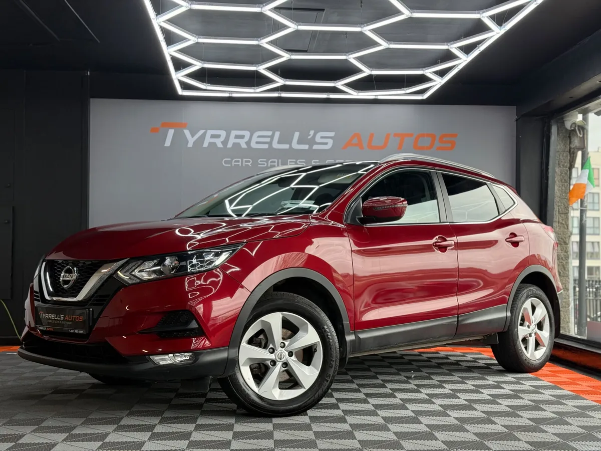 Nissan Qashqai 1.2 Petrol "NEW NCT &PAN ROOF" 2018 - Image 4