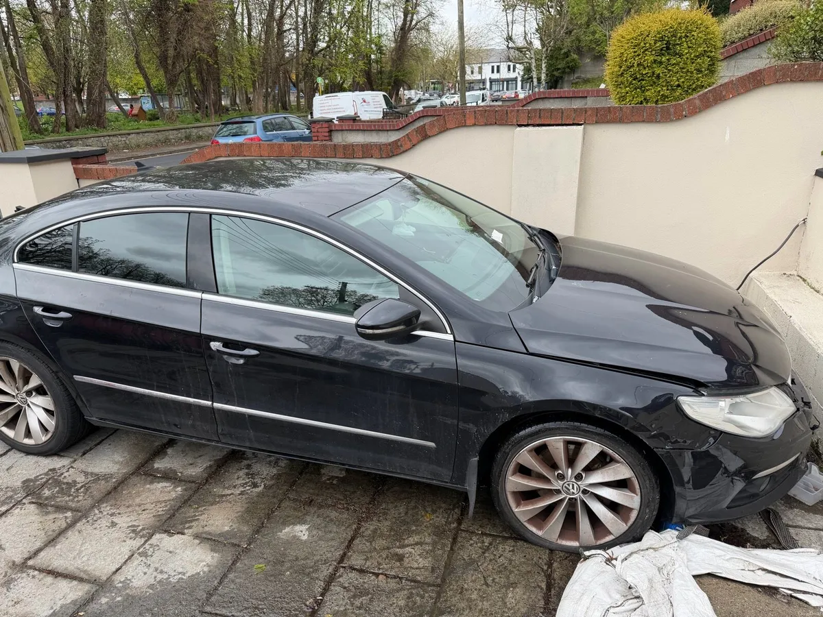 Passat CC 2011 - Image 1