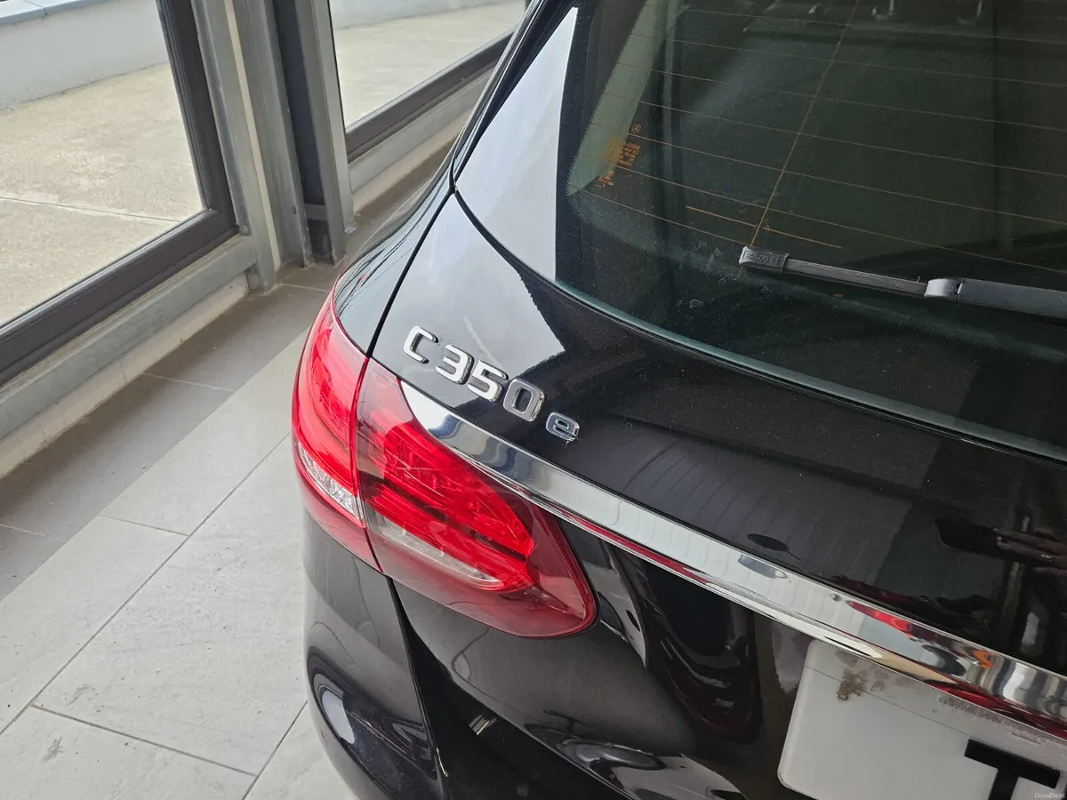 18 MERCEDES BENZ C-CLASS 350 E PLUG IN HYBRID - Image 3