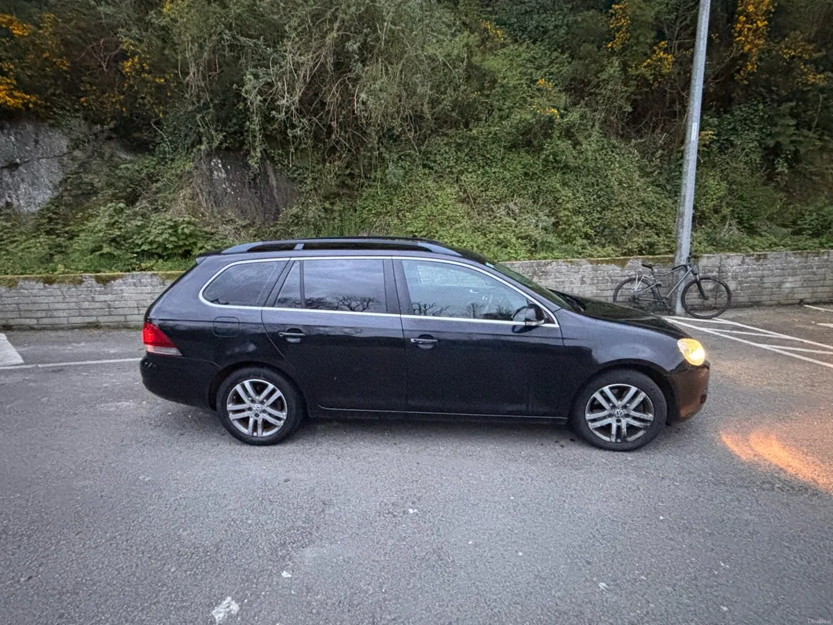 VW Golf Estate Automatic - 129km - NCT March 2027 - Image 1