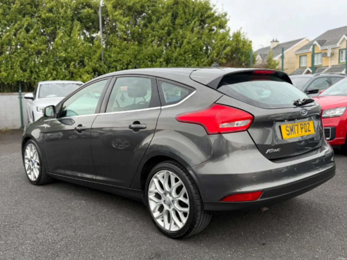 Ford Focus TITANIUM TDCI - Image 4