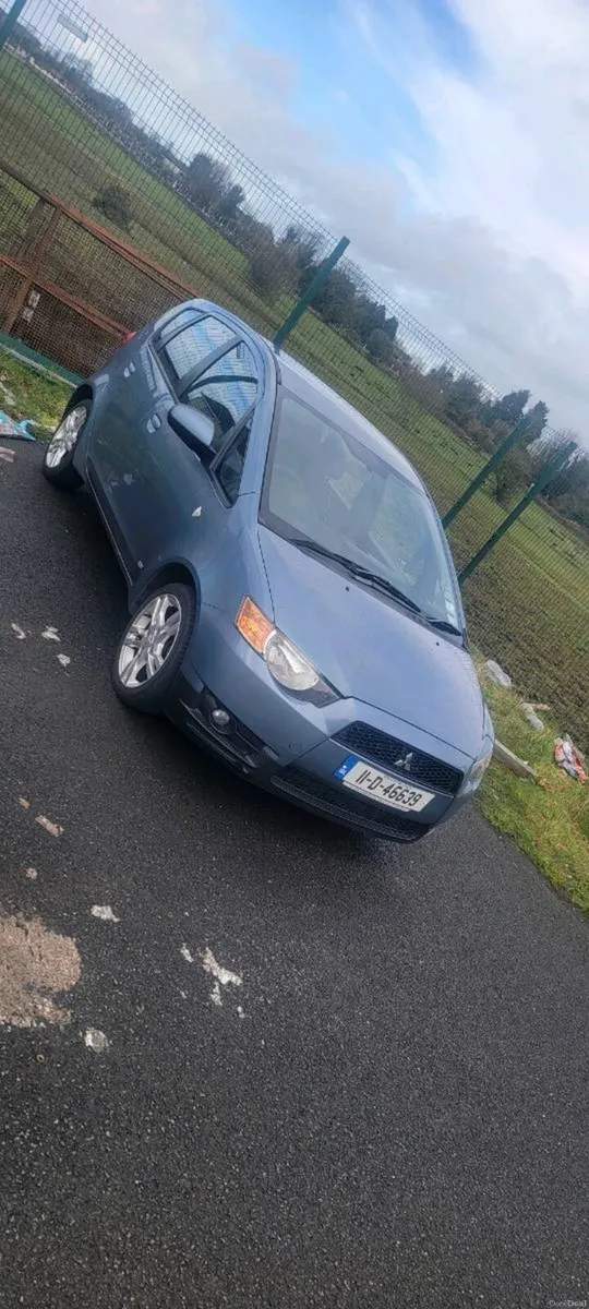 🚗 Stunning Mitsubishi Colt 2011 – Automatic – Qui - Image 2
