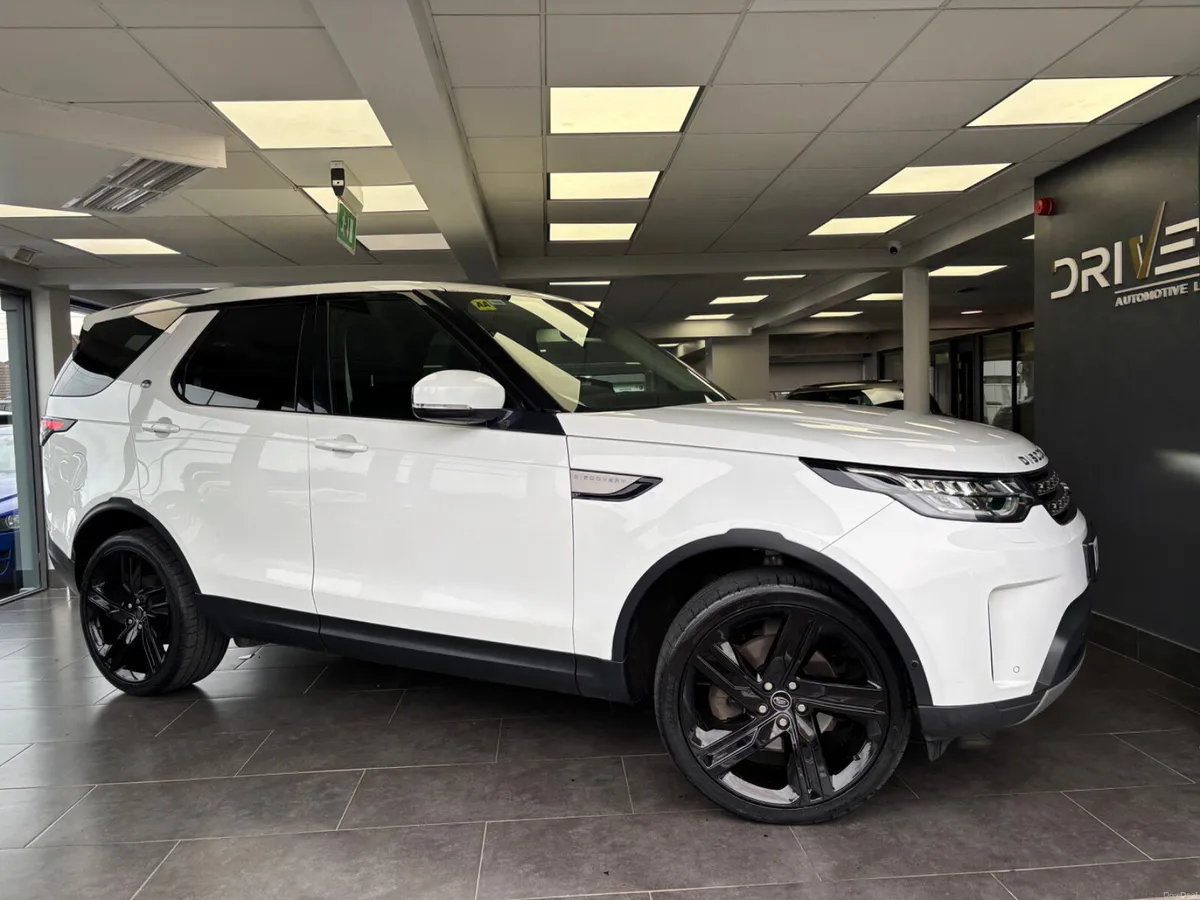 Land Rover Discovery 2020 SE ***2 Year Warranty ** - Image 1