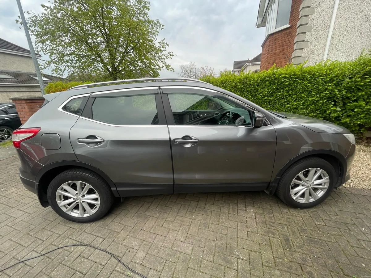 Nissan qashqai automatic - Image 1