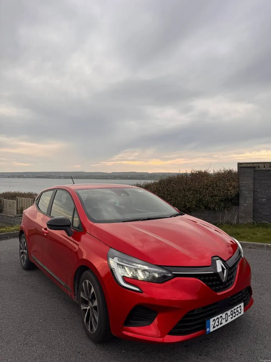 Renault Clio 2023 - Image 3