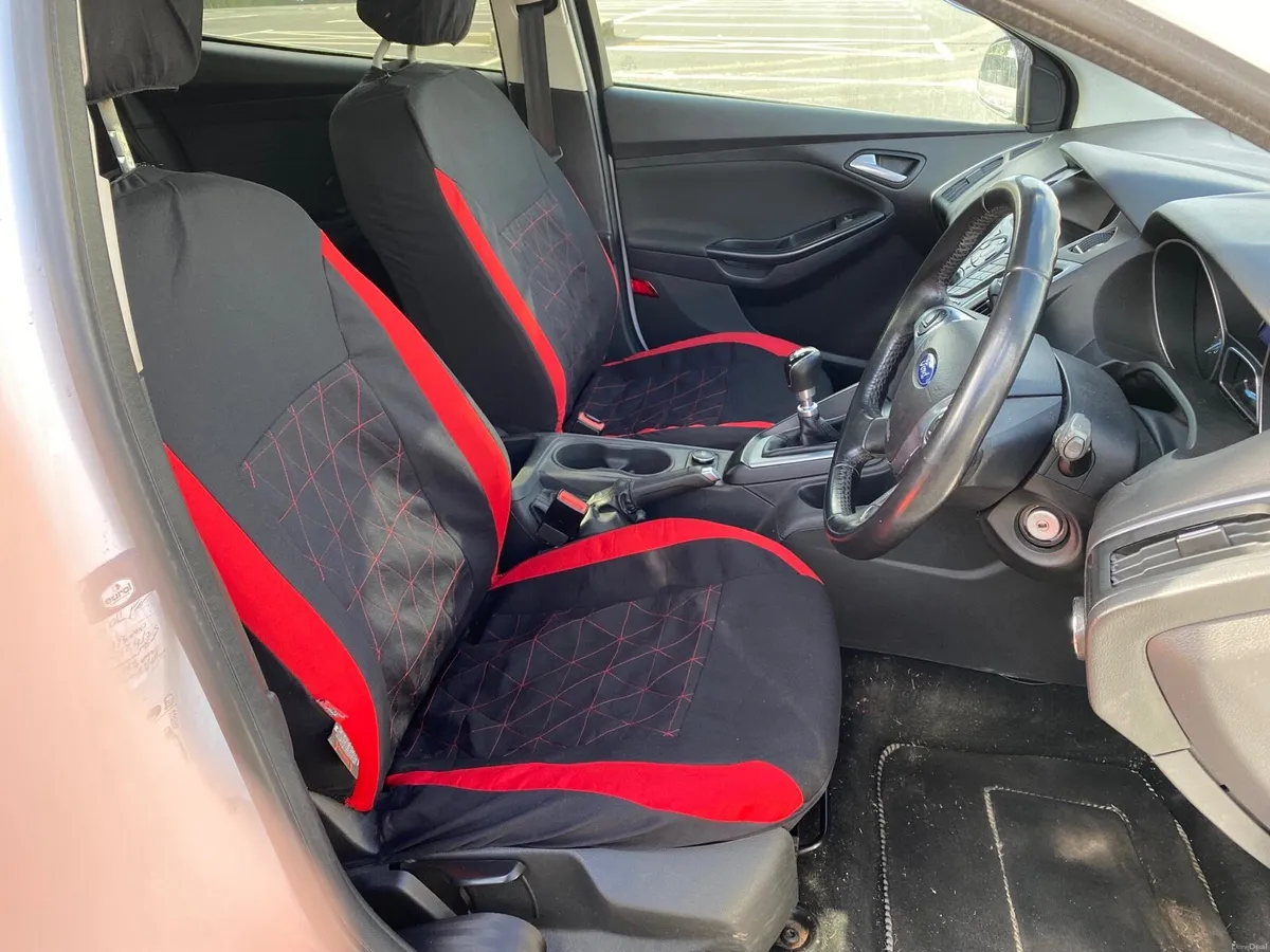 Ford Focus 1.6 TDCI Zetec S/S - Image 4