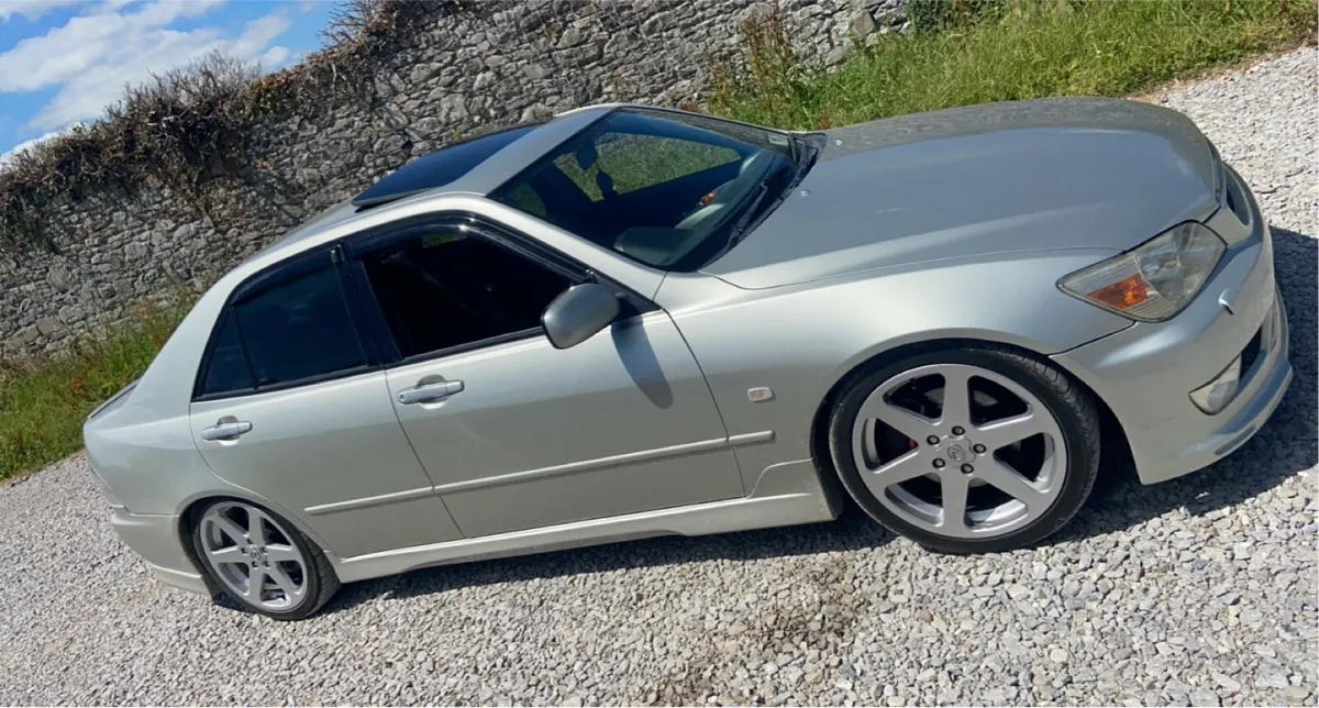 2000 IS200 TTE Compressor (Factory Supercharged) - Image 2