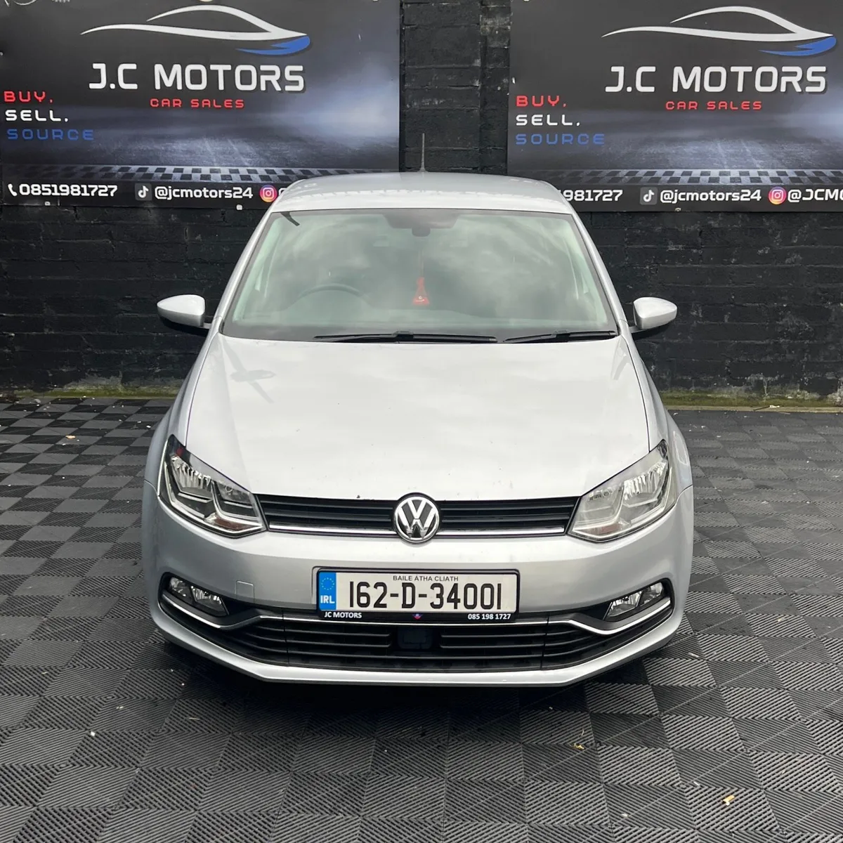 162 VW Polo (Low KM) Automatic - Image 2