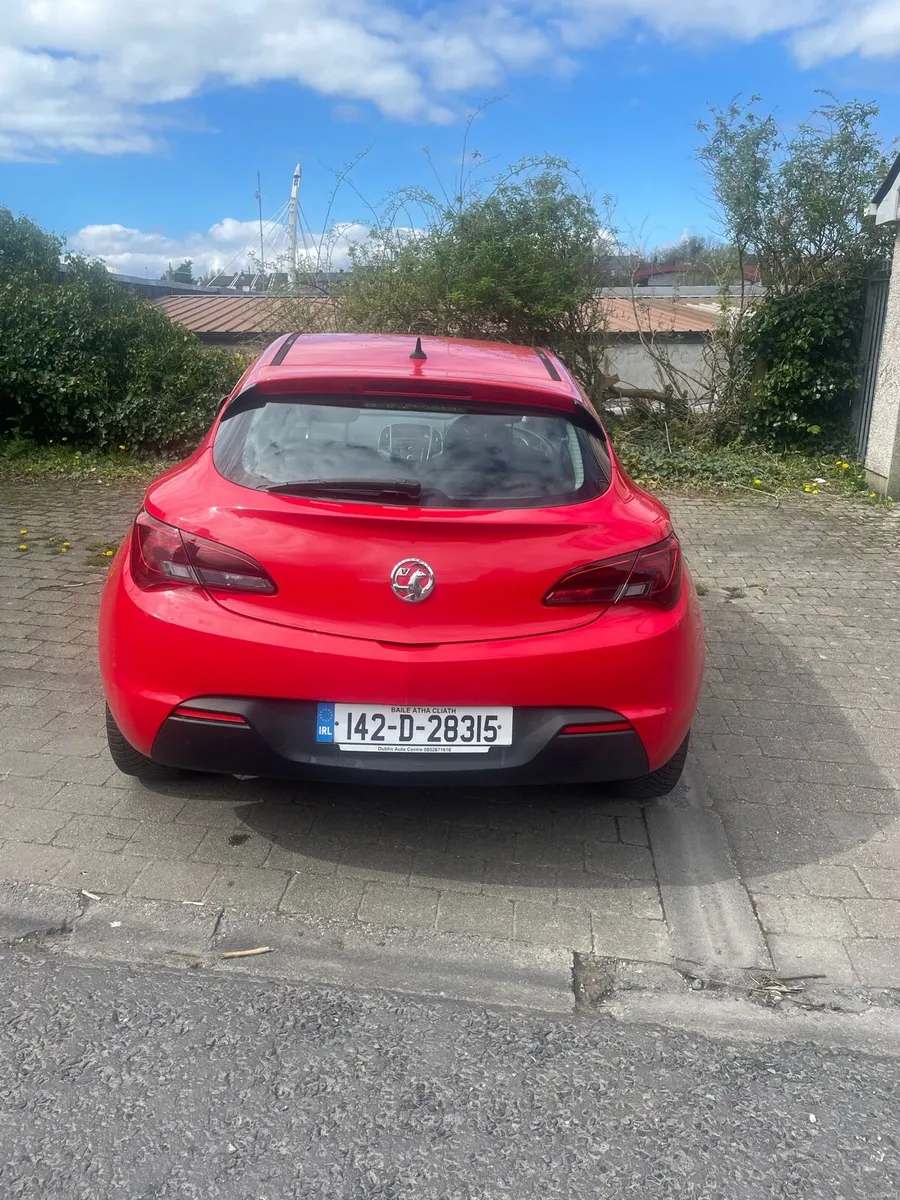 142 Vauxhall Astra GTC turbo sport NCT 12,2026 - Image 4