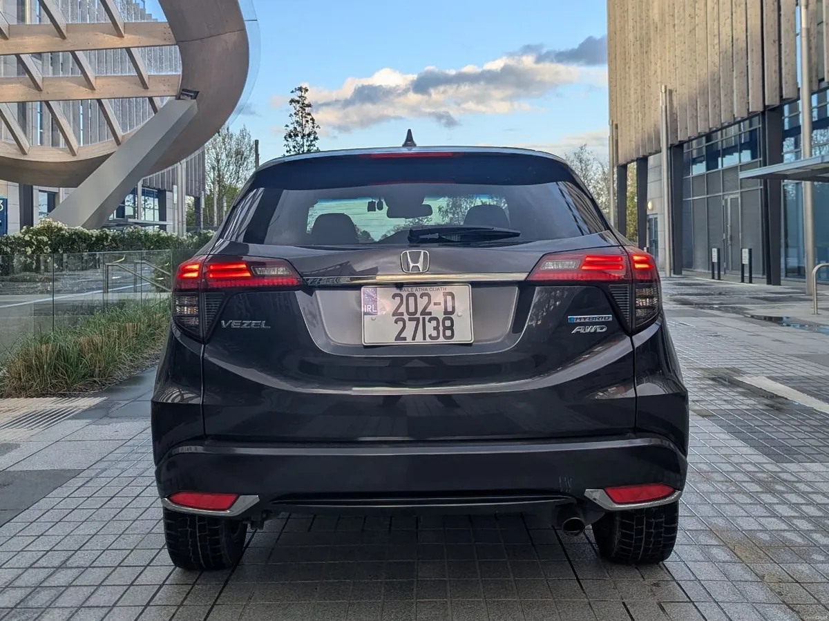 2020 Honda Vezel HRV Auto Hybrid Custom Made AWD - Image 3