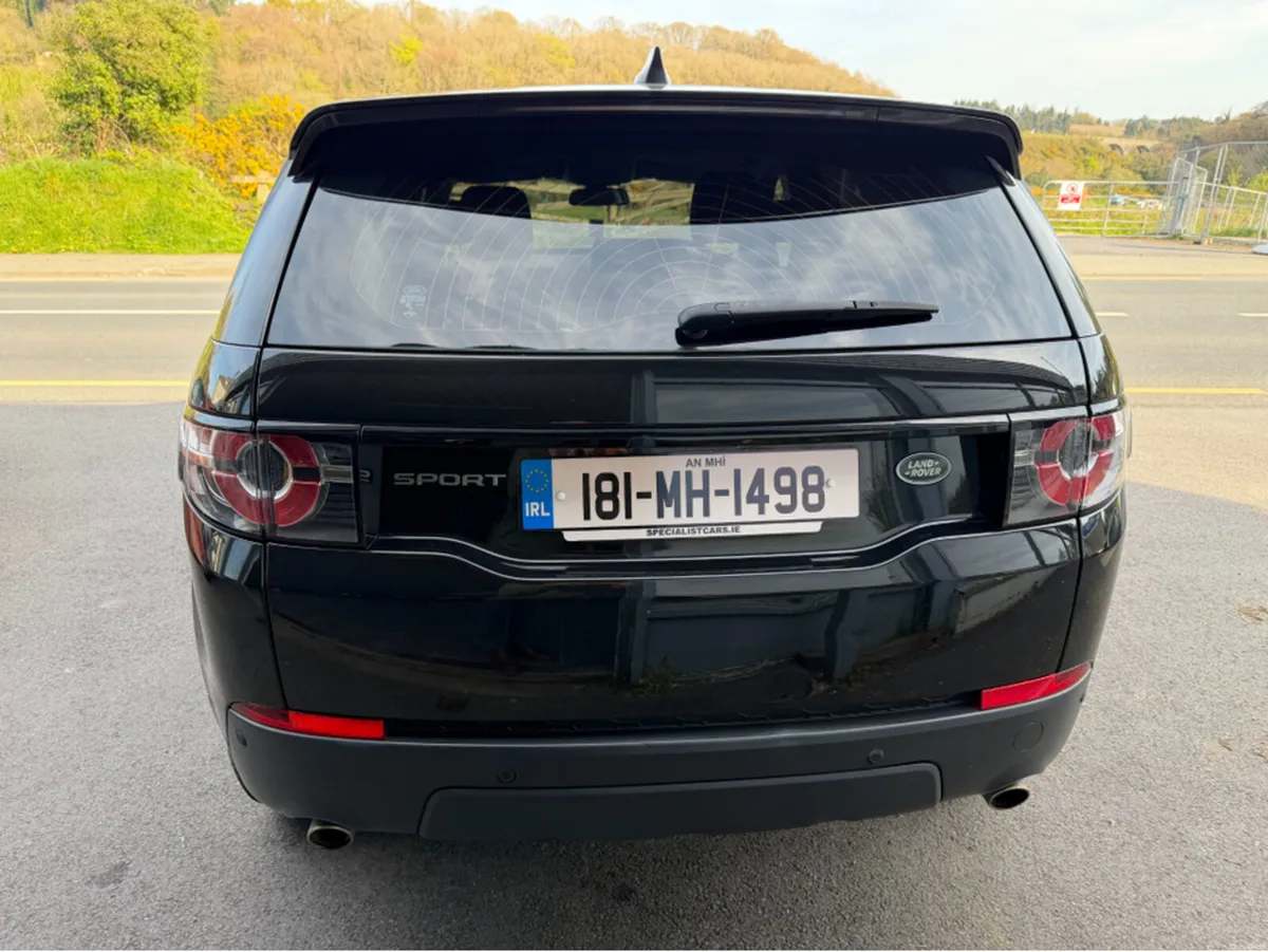 Land Rover Discovery Sport 2.0 TD4 180bhp 4WD 7 SE - Image 6