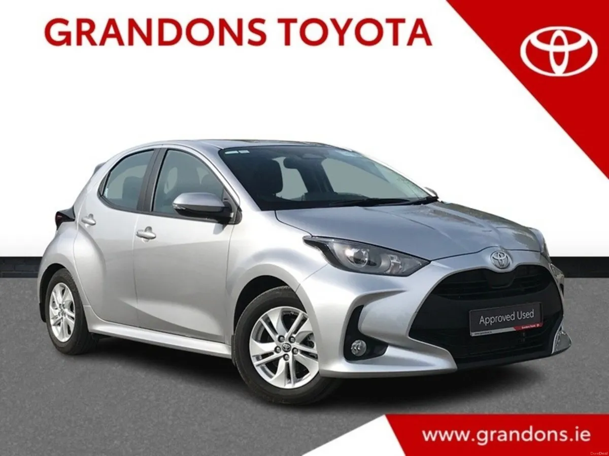 Toyota Yaris HYBRID 1.5 LUNA - GRANDONS - Image 1