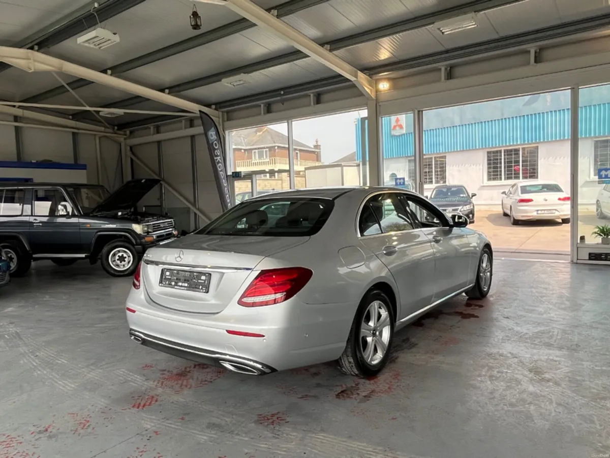 Mercedes-Benz E-Class E220 D SE 4DR AUTO - Image 5