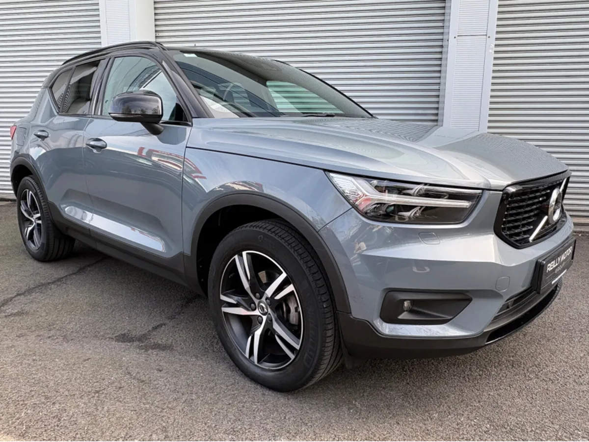 Volvo XC40 1.5 PETROL T3 R-DESIGN - Image 1