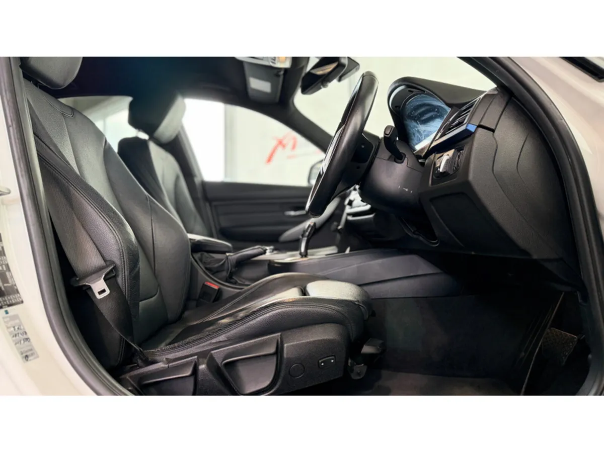 BMW 3-Series F30 D M SPORT - Image 4