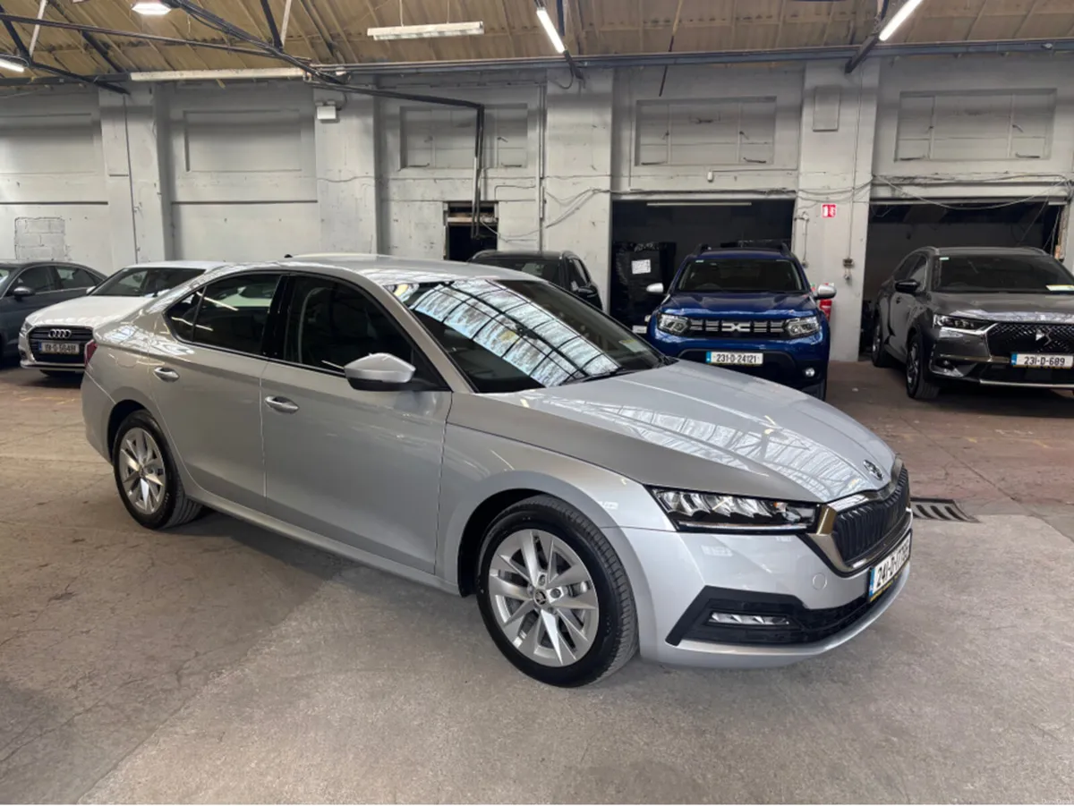 Skoda Octavia AMBITION 1.0 TSI 110 - Image 1