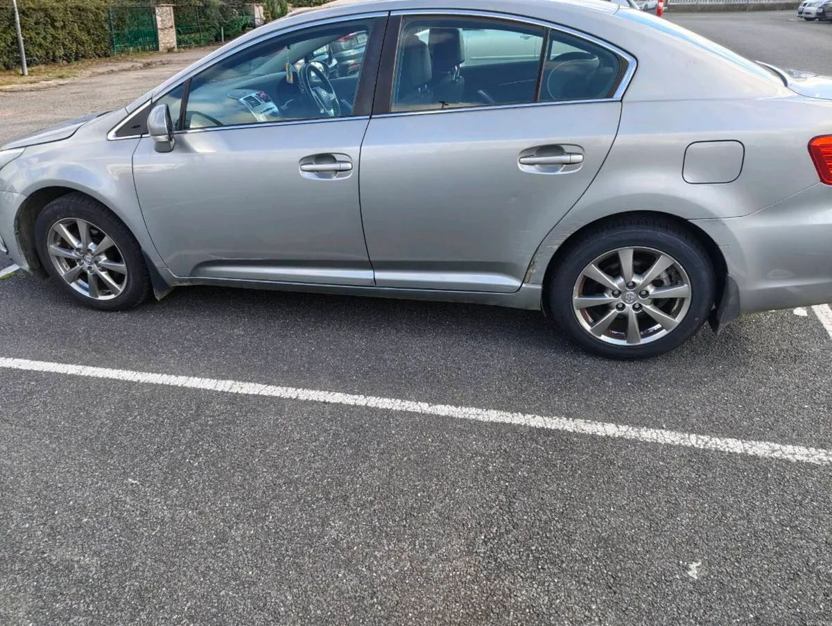 Toyota Avensis - Image 3