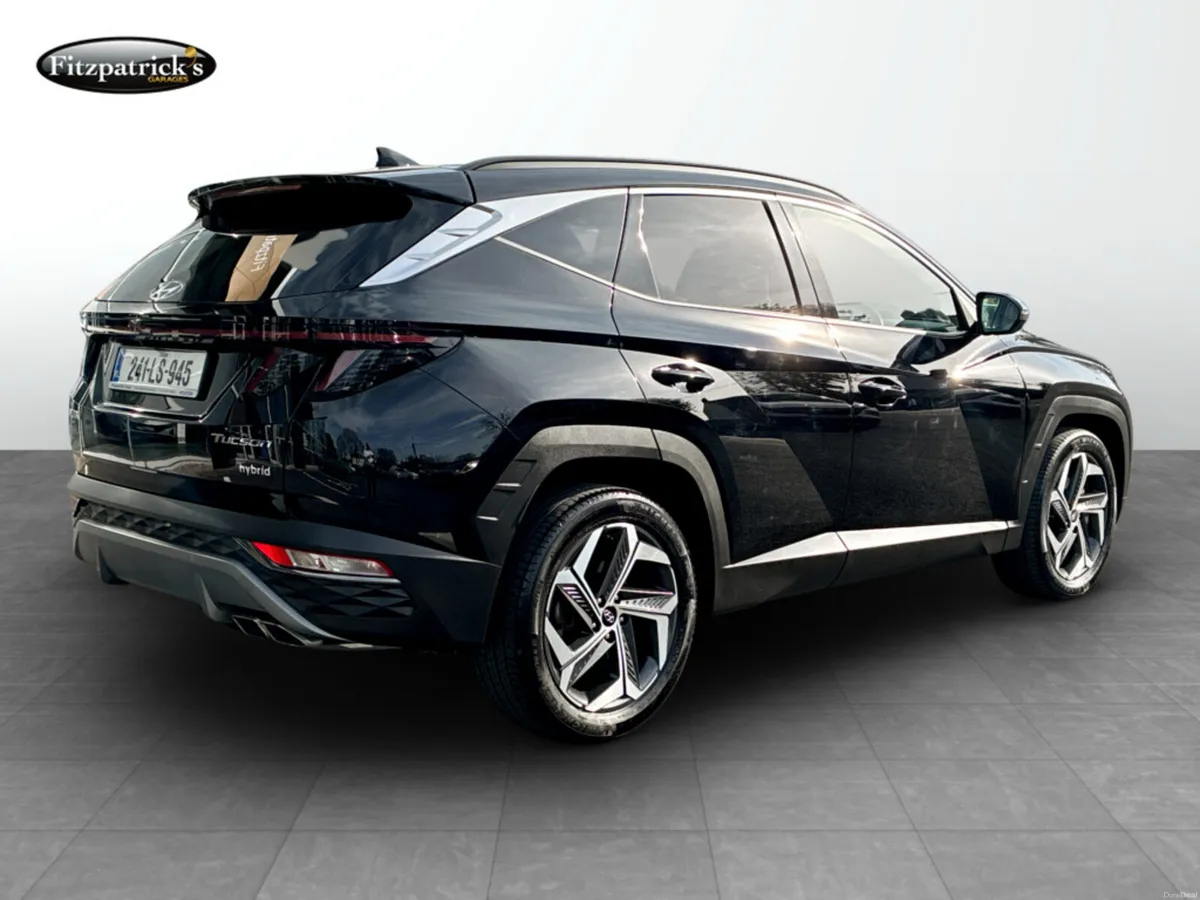 Hyundai Tucson Executive Plus 1.6 Hybrid - Image 4