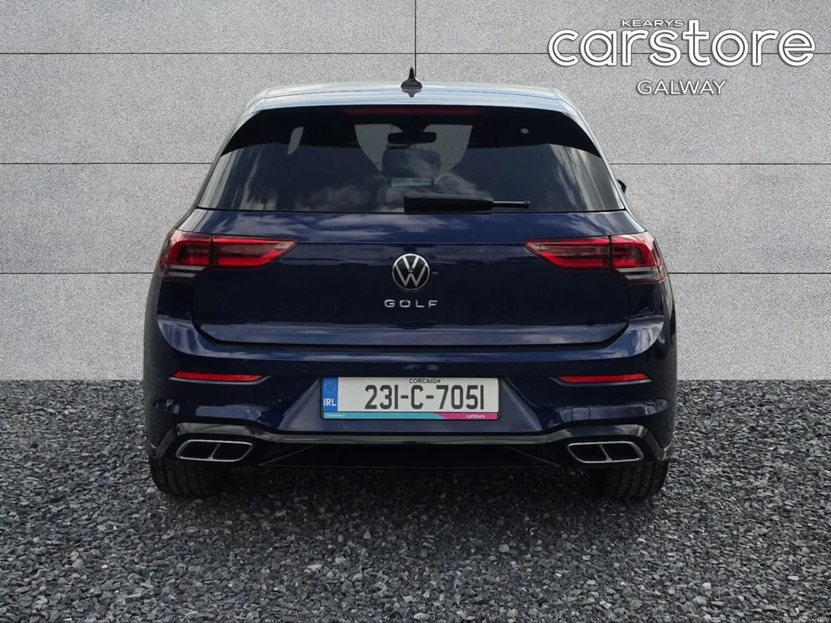 Volkswagen Golf 1.5 TSI 130HP R-Line - Image 4