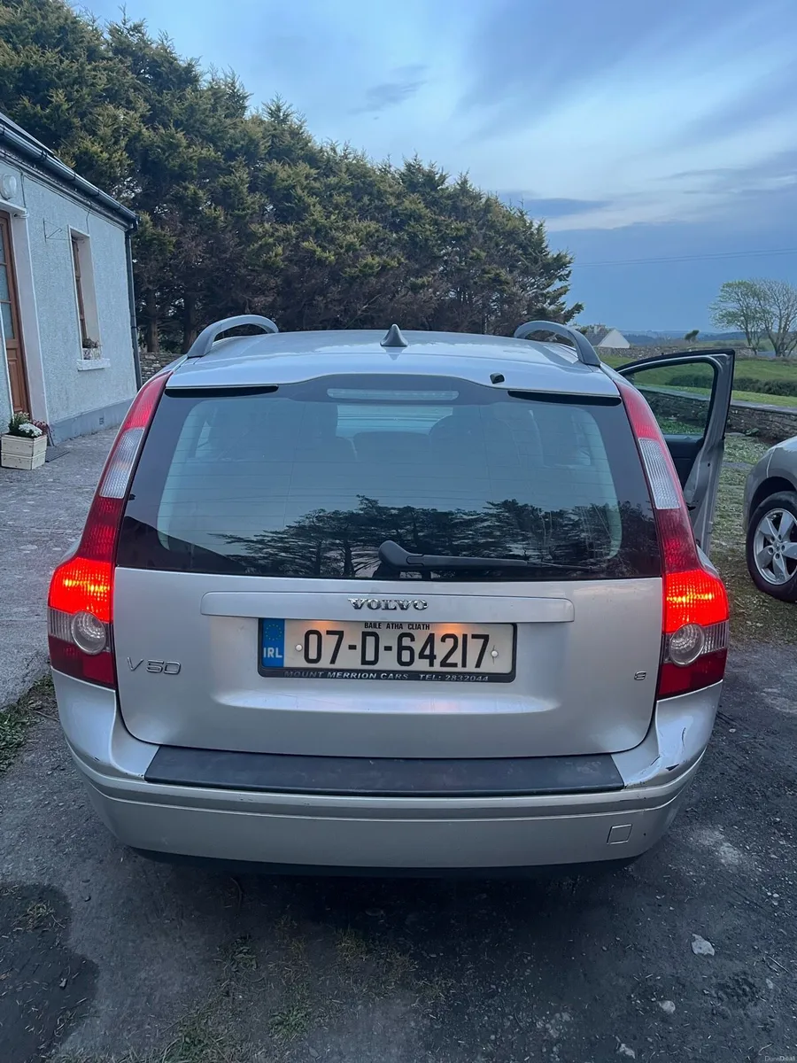 2007 Volvo V50 | 1.8 Petrol | Manual | NCT 06/26 - Image 2