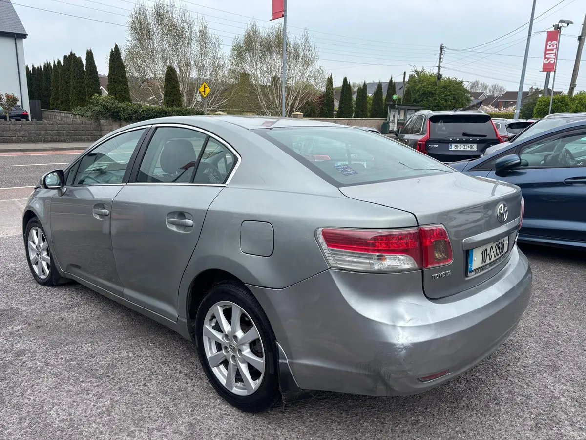 Toyota Avensis 2010 DIESEL  2.0  TRADE  SALE - Image 3