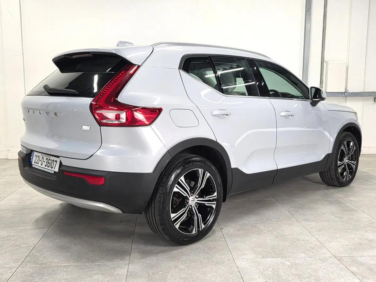 2022 XC40 1.5 T5 Recharge PHEV Inscription Pro - Image 4