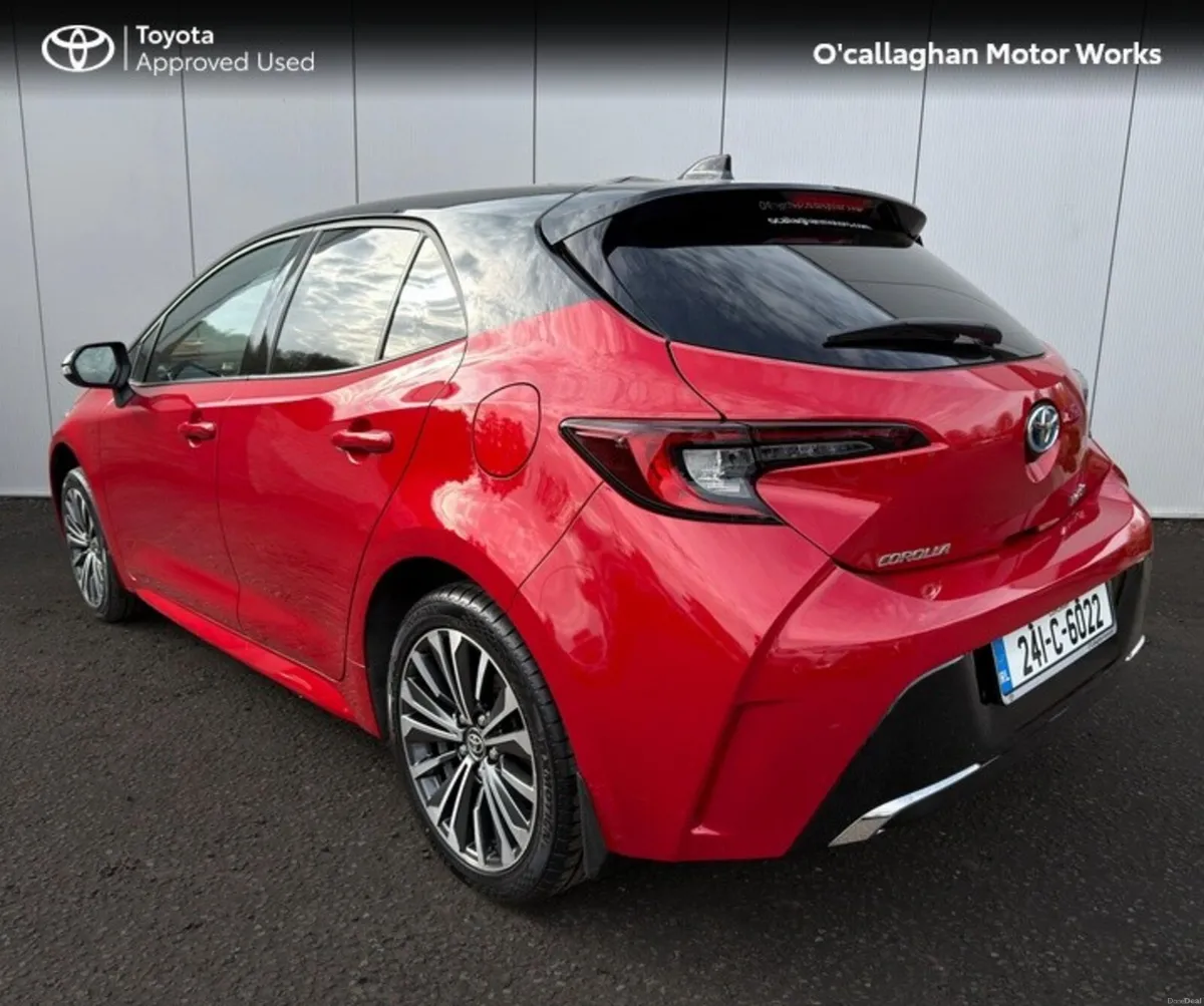 Toyota Corolla LUNA SPORT HB 4DR AUTO - Image 3