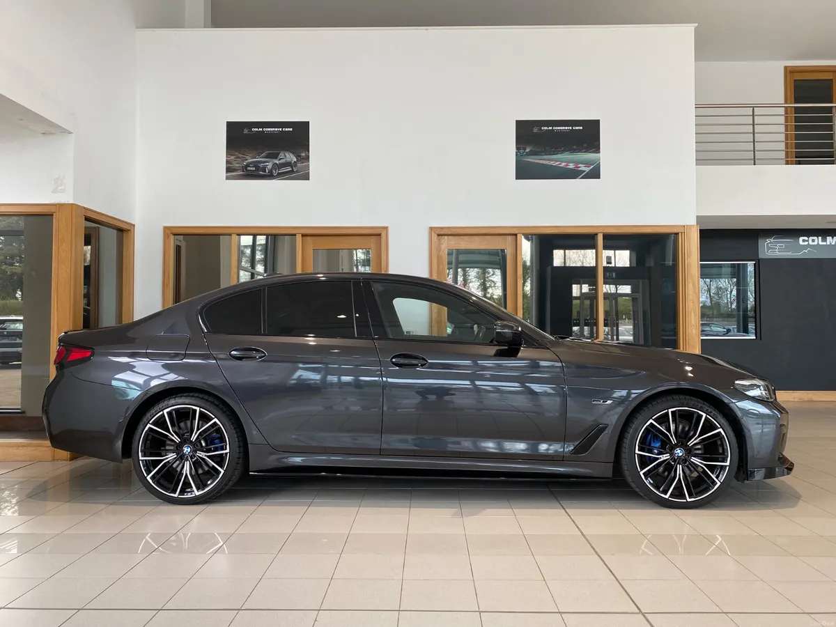 BMW 5-Series 2023 530E xDrive Msport - Image 2