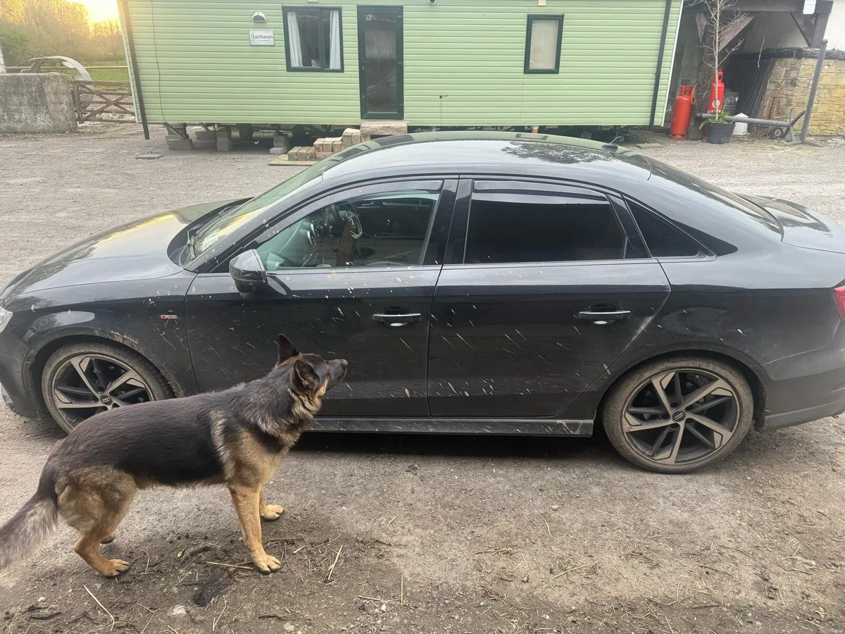 Audi A3 Saloon S-line Black Edition 1.6L - Image 3