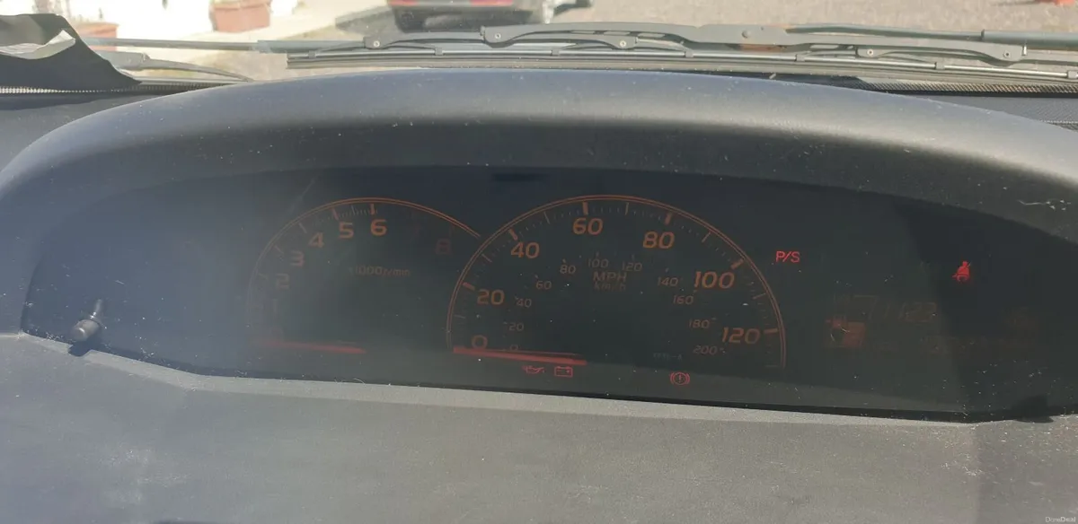 Toyota Yaris 2010 - Image 4