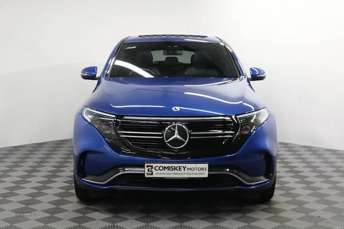 Mercedes-Benz EQC 400 AMG Line - Image 2