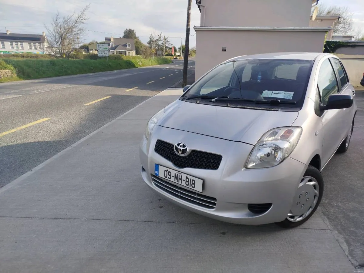 2009 Toyota Yaris - Image 6