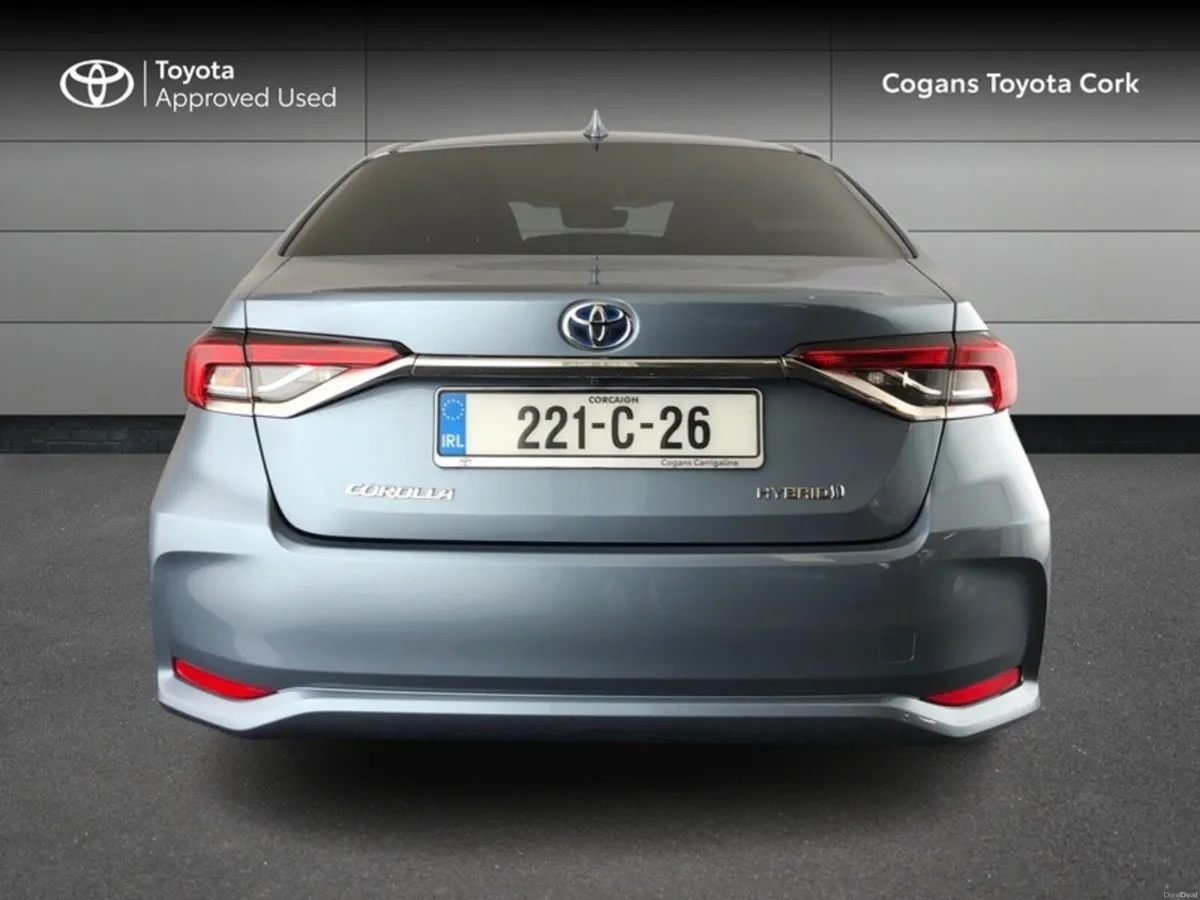 Toyota Corolla HYBRID LUNA SP SPORT 4DR - Image 4