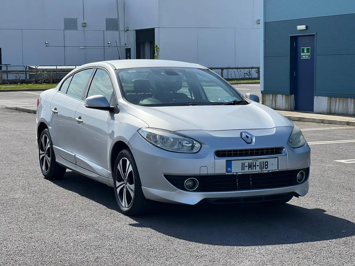 NEW NCT TO 08-06-27 and TAX - Renault Fluence 2011 - Image 1