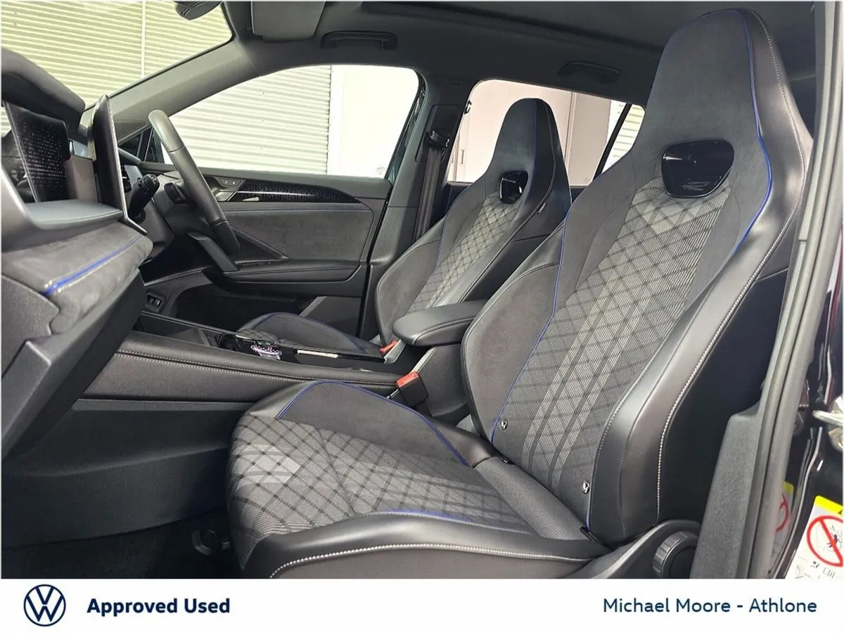 Volkswagen Tayron R-Line 75 2.0TDI DSG 150BHP 7 se - Image 4