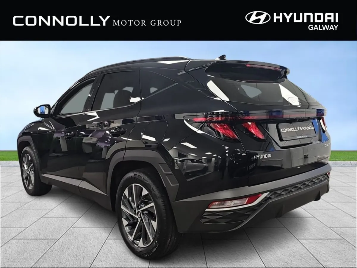 Hyundai Tucson 2WD Executive - Reversing Camera - - Image 4