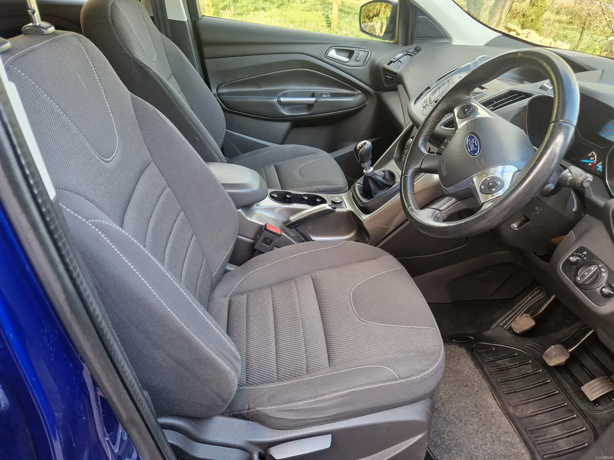 Ford Kuga 2015 - Image 3