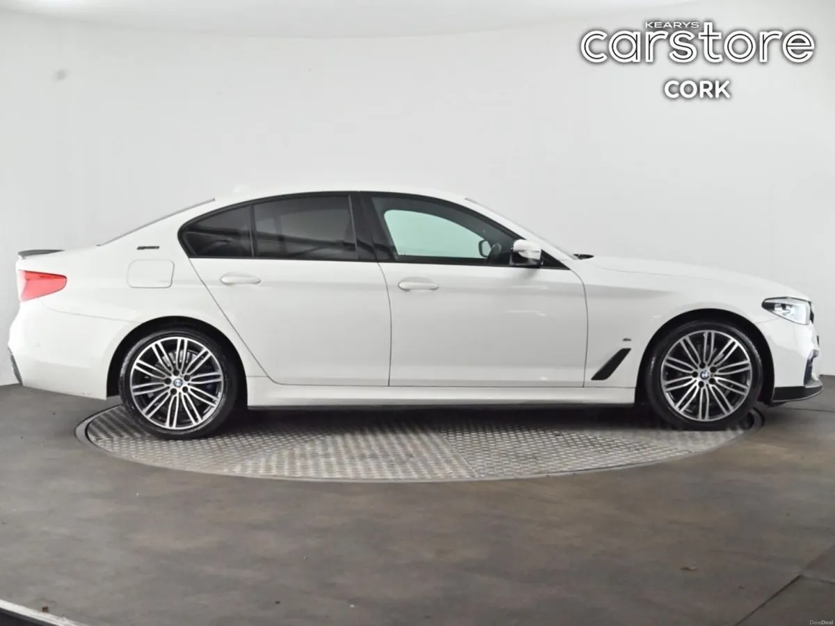 BMW 5-Series 530e M Sport Auto - Image 3