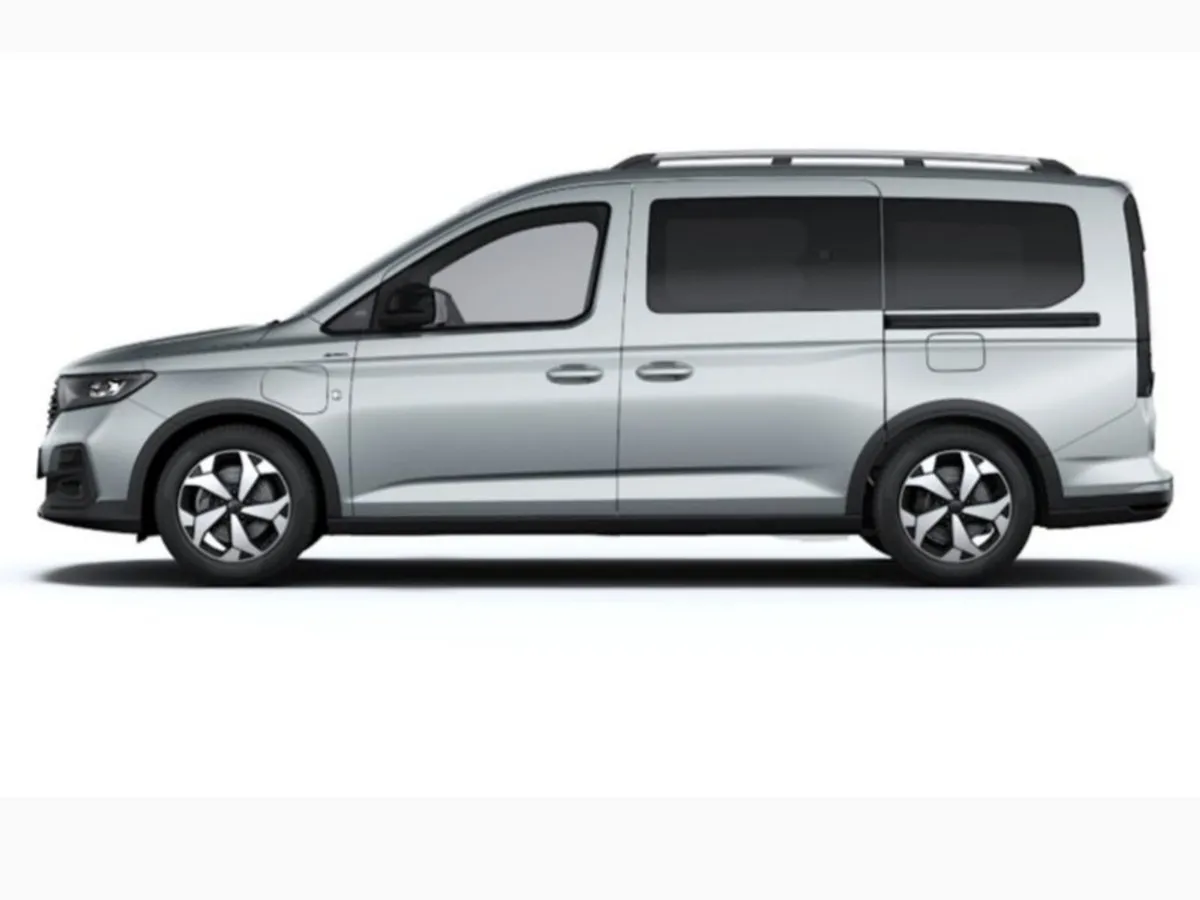 Ford Tourneo Connect Tourneo Grande Active 1.5L Ec - Image 3