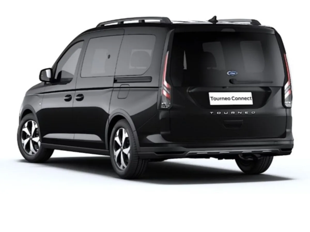 Ford Tourneo Connect Active 2.0L EcoBlue 122PS 7-s - Image 3