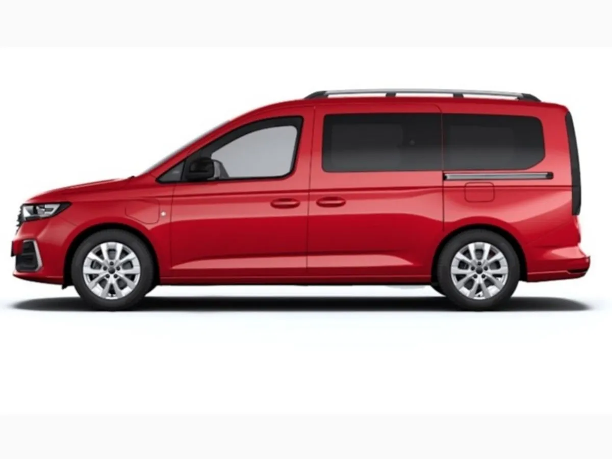 Ford Tourneo Connect Titanium 1.5L EcoBoost 150PS - Image 3