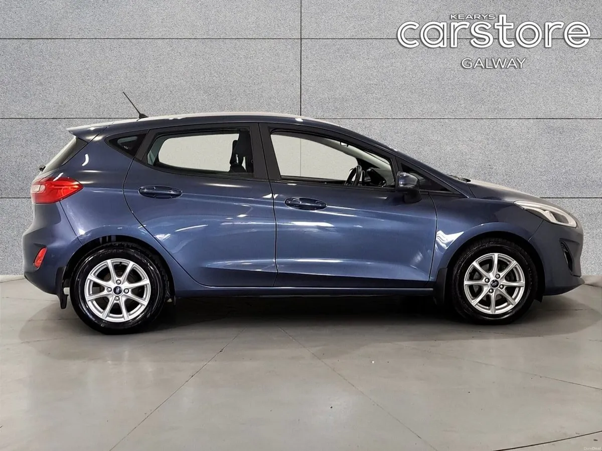 Ford Fiesta 1.0T EcoBoost 100 PS Titanium - Image 2