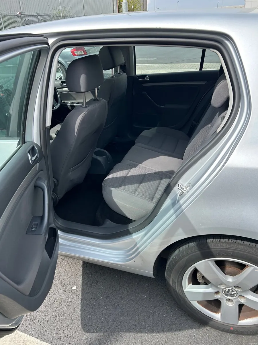 Volkswagen Golf 2007 - Image 2