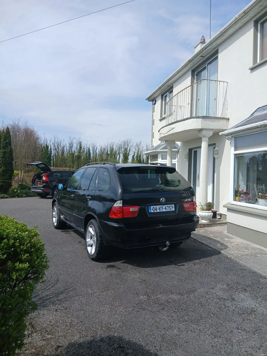BMW X5 2004 - Image 1