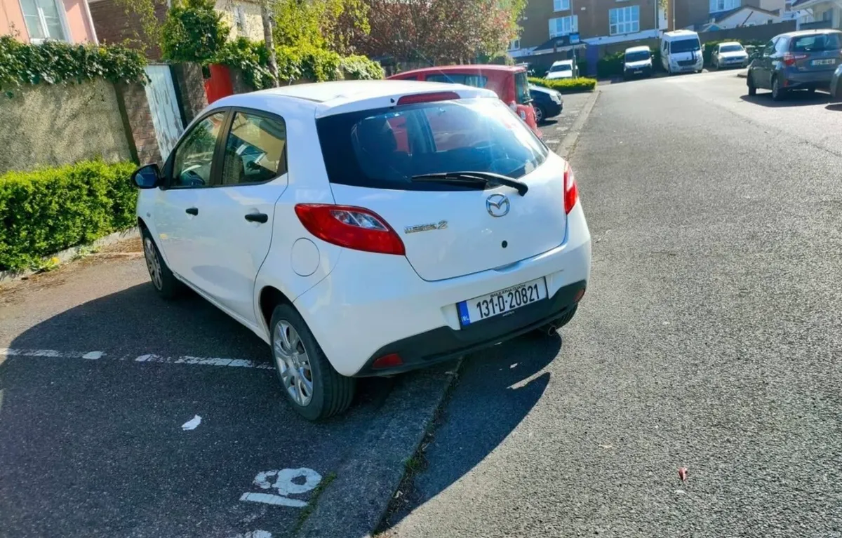 2013 Mazda 1.3 petrol Manual hatchback - Image 1